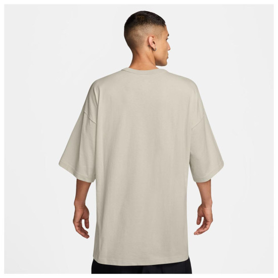 Nike Ανδρική κοντομάνικη μπλούζα Sportswear Premium Essentials Nike Ανδρική κοντομάνικη μπλούζα Sportswear Premium Essentials